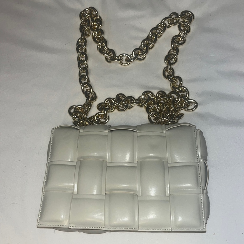 Off white/ivory woven bag